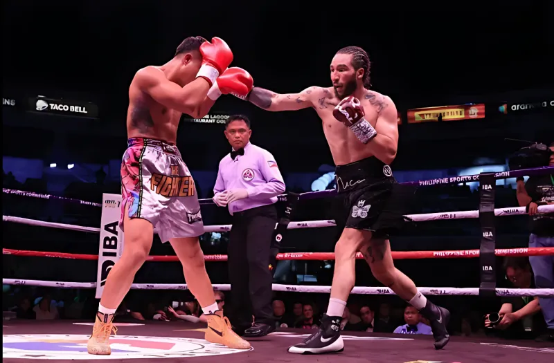 في الذكرى الـ50 لـ«ثريلا إن مانيلا».. حفيد محمد علي يتعادل مع كيتيساك كلينسون