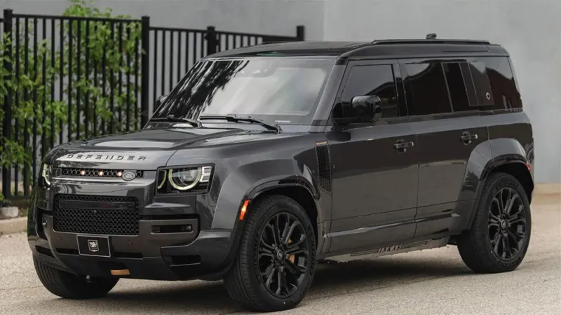  لاند روفر ديفندر أوكتا المصفحة: تجربة قيادة فاخرة مع خيارات أمان متقدمة (فيديو)