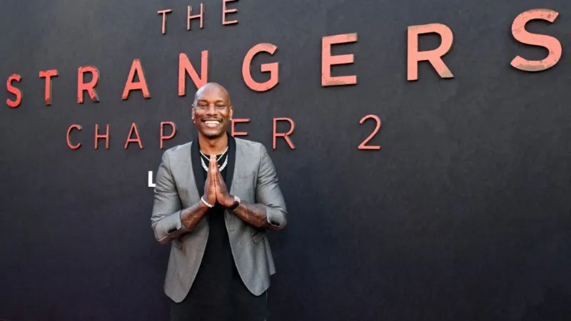 لماذا أصدرت الشرطة أمرًا بالقبض على  النجم تايريس جيبسون؟