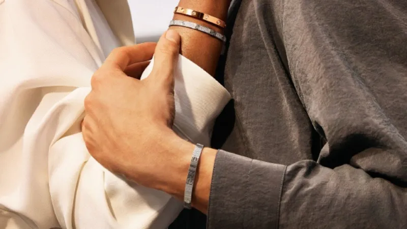 Love Unlimited: كارتير تكشف عن سوار يُعيد تعريف مفهوم الحب