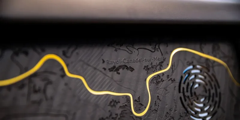 فيديو|  تحفة فنية.. هكذا تكرم رولز-رويس أيقونتها "فانتوم" بعد 100 عام