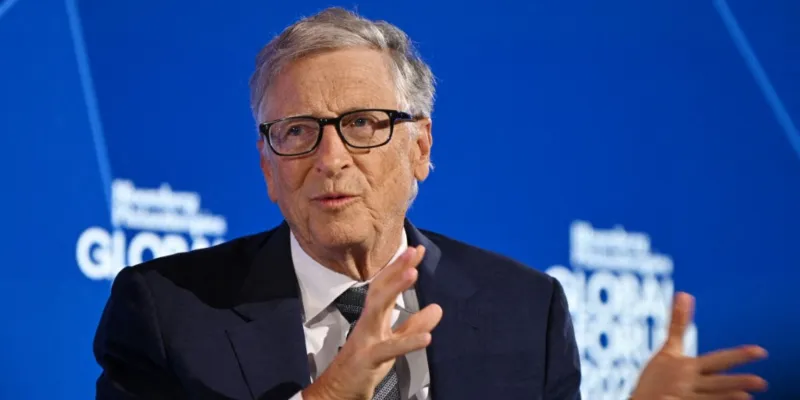 ديفيد ريشر يكشف عن تحذير بيل غيتس قبل انضمامه إلى أمازون