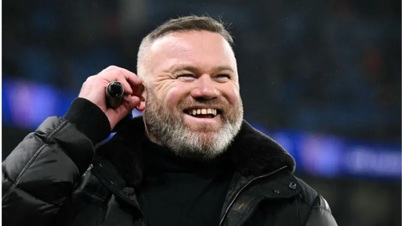 روني يكشف تفاصيل أزمته الشهيرة مع رونالدو وطرده في مونديال 2006