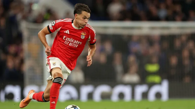 فيروس يضرب صفوف بنفيكا ويعقد استعدادات القمة ضد بورتو