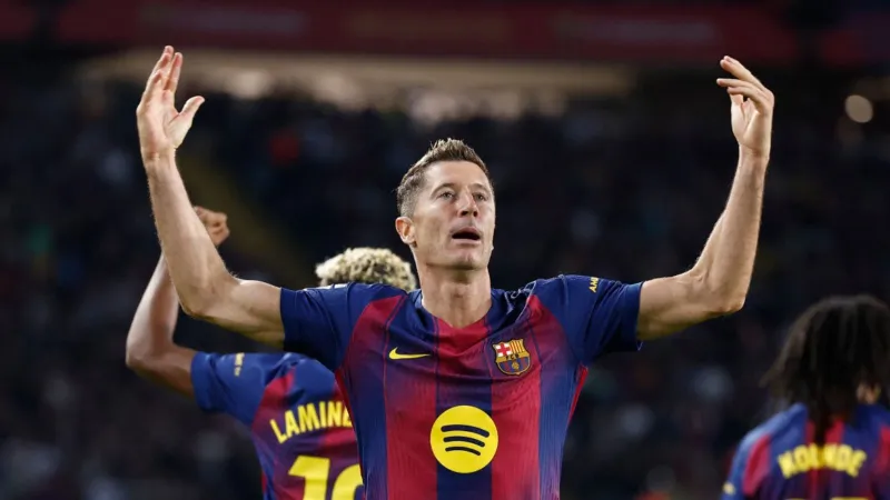 بعقد يصل لـ 30 مليون يورو..  برشلونة يحدد بديل ليفاندوفسكي