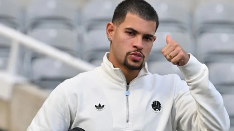 غيمارايس وفولتماد يقودان نيوكاسل لفوز مهم على نوتنغهام