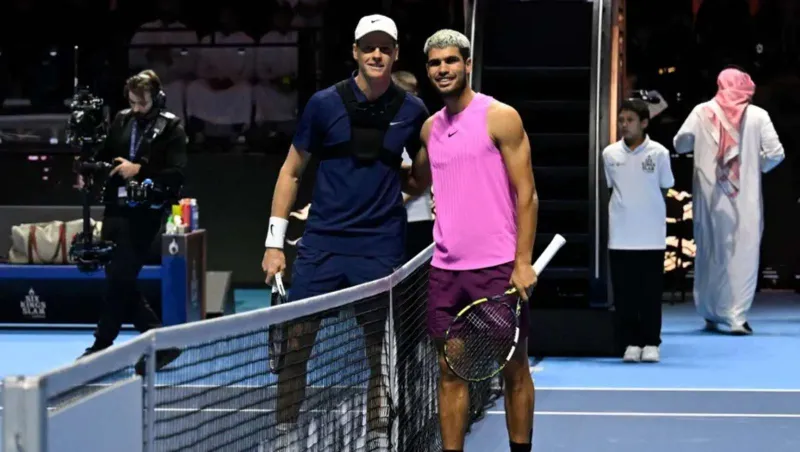 يانيك سينر يهزم ألكاراز ويحافظ على لقبه في بطولة Six Kings Slam بالرياض (فيديو)