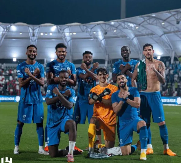 قبل المواجهة المرتقبة.. تاريخ مواجهات الهلال السعودي والأندية القطرية