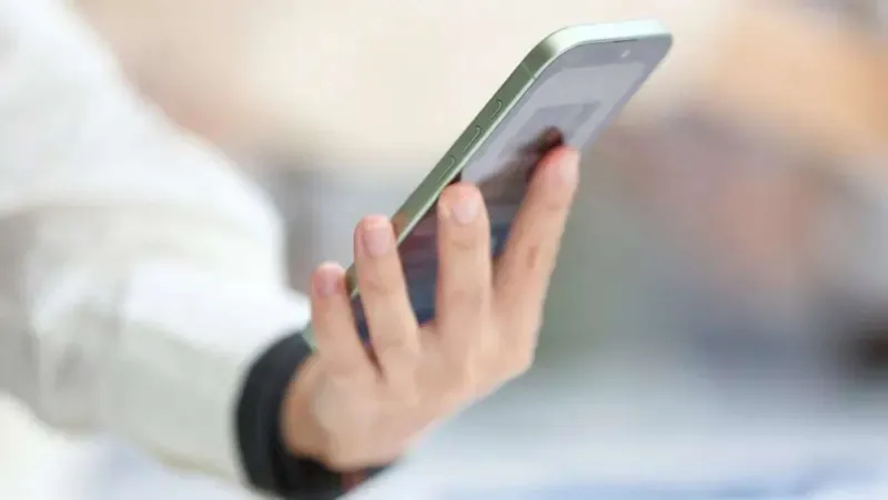 آبل تقدم فتحة عدسة متغيرة في آيفون 18 لتغيير قواعد التصوير بالهواتف