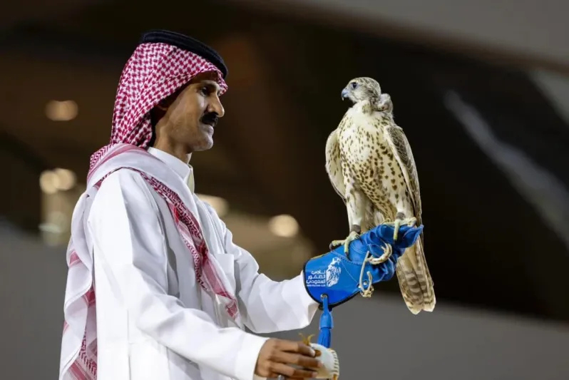معرض الصقور السعودي 2025.. مزادات مثيرة وأجواء من الشغف 