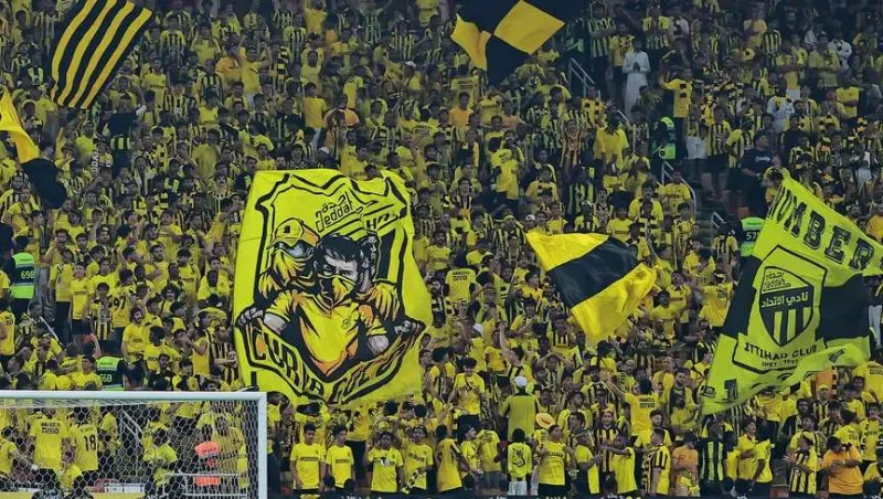 عقوبات الانضباط تطال الاتحاد بعد ديربي الهلال.. غرامة مالية كبيرة بسبب الجماهير