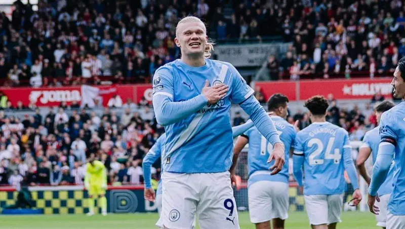 مانشستر سيتي يهزم برينتفورد وهالاند يواصل التألق التهديفي (فيديو)