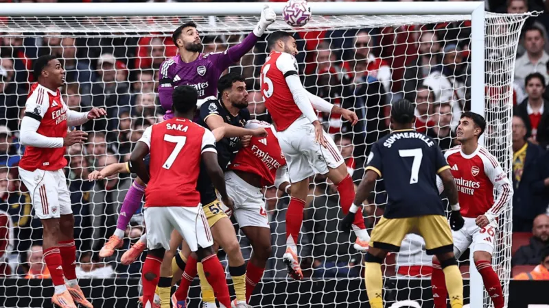 أرسنال يهزم وست هام بثنائية نظيفة ويقترب من صدارة الدوري الإنجليزي (فيديو) 