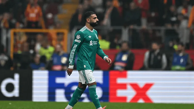 روني ينتقد صلاح بشدة ويقترح تحويله لمهاجم لإنقاذ مسيرته في ليفربول (فيديو)