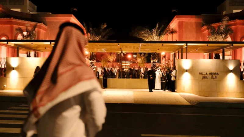  وزير الثقافة يفتتح مؤسسة "فيلا الحجر" أول بيت ثقافي سعودي–فرنسي في العلا (فيديو)