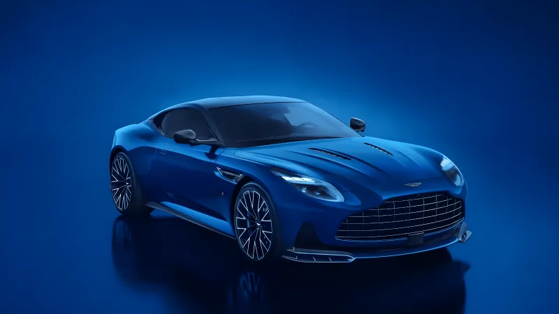 Aston Martin تكشف عن سيارة DB12 S بقوة 700 حصان وتجربة قيادة فريدة