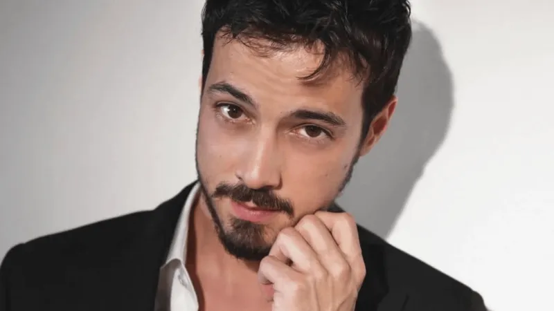 تركيا تهتز بـ"قضية مخدرات المشاهير".. اقتياد نجوم بارزين إلى المستشفى تحت حراسة مشددة (فيديو)