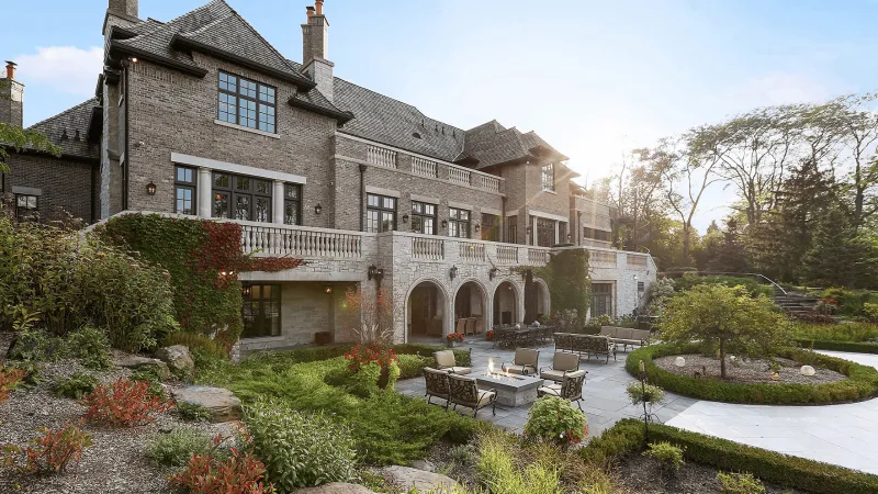  بيع قصر مسلسل "إمباير" الشهير  بـ6.5 مليون دولار 