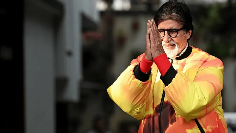 في عيد ميلاده الـ 83.. كم تبلغ ثروة النجم أميتاب باتشان؟