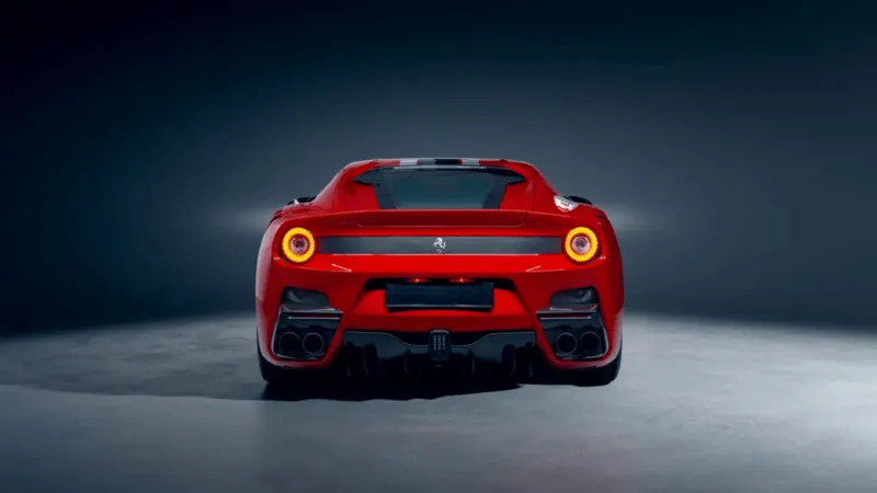 نسخة مميزة من فيراري إف 12 تي دي إف تتألق في مزاد زيوريخ وتباع برقم غير مسبوق 