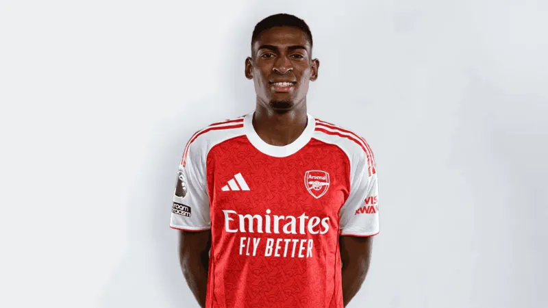 موسكيرا يكشف دور غيكرس في تأقلمه مع أجواء الدوري الإنجليزي