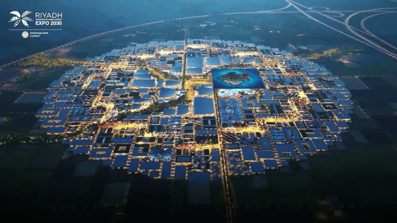 السعودية تبدأ العد التنازلي لإكسبو 2030 بختم خاص للزوار في مطار الرياض
