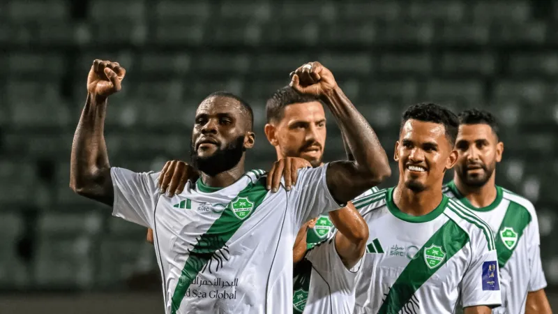 يوفنتوس يعود لمطاردة كيسيه.. هل يرحل نجم الأهلي في الشتاء؟