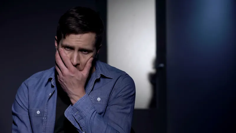 هل النساء أكثر عرضة وراثيًا للإصابة بالاكتئاب من الرجال؟ دراسة تحسم الأمر