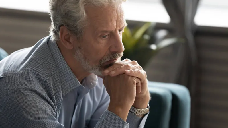 هل يقي التعليم من تدهور الذاكرة مع التقدم في العمر؟ دراسة جديدة تنسف الاعتقاد السائد