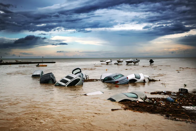 فيضانات مدمّرة في إيبيزا جراء العاصفة أليس.. والجيش الإسباني يتدخل لإنقاذ السكان (فيديو)