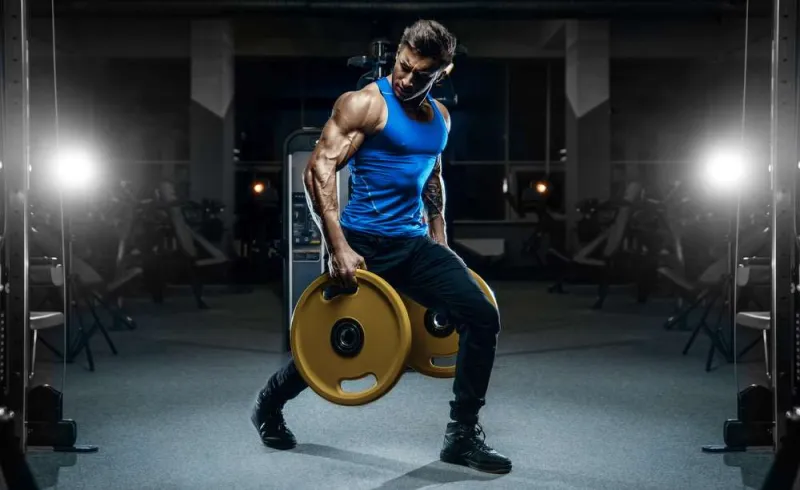 كيف تبني القوة يوميًا خارج الصالة الرياضية؟.. نصائح هامة 