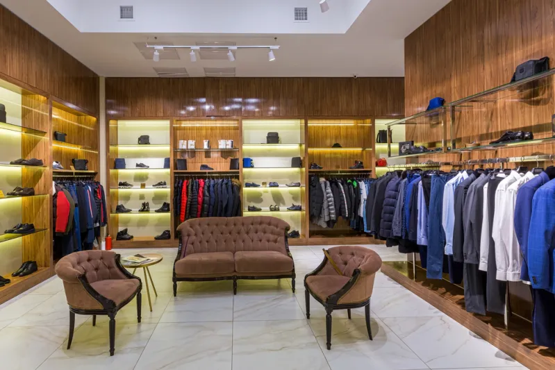 مجموعة LVMH الفرنسية  تسجل نموًا طفيفًا في الربع الثالث رغم تراجع الأزياء والجلود