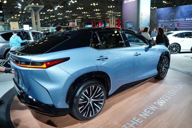 تعرف على خطوات استيراد المركبات للأفراد إلكترونيًّا