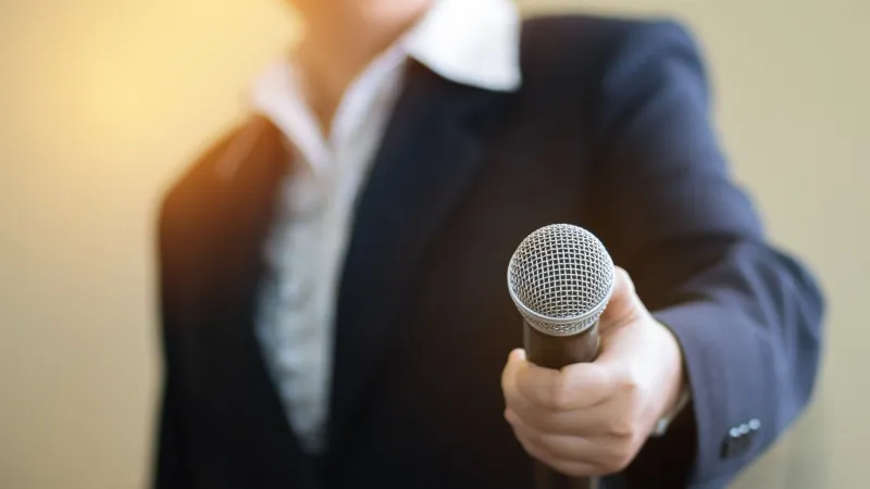 الكرسي الأحمر يعود.. MBC تعلن موعد انطلاق الموسم الجديد من "ذا فويس"