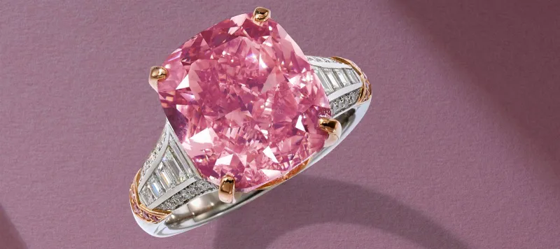  الماسة وردية نادرة تُطرح في مزاد جنيف بـ20 مليون دولار