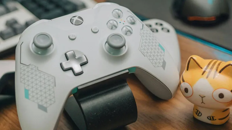  تسريب مواصفات وحدة معالجة جهاز Xbox القادم: هل تتجاوز أداء PS6؟ (فيديو)