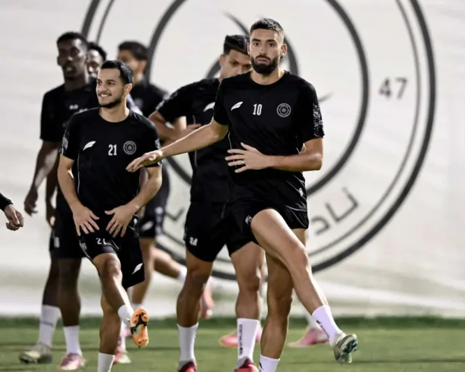 تفاصيل إدراج الفيفا لـ"الشباب" و"الرياض" بقائمة الحظر الانتقالي 