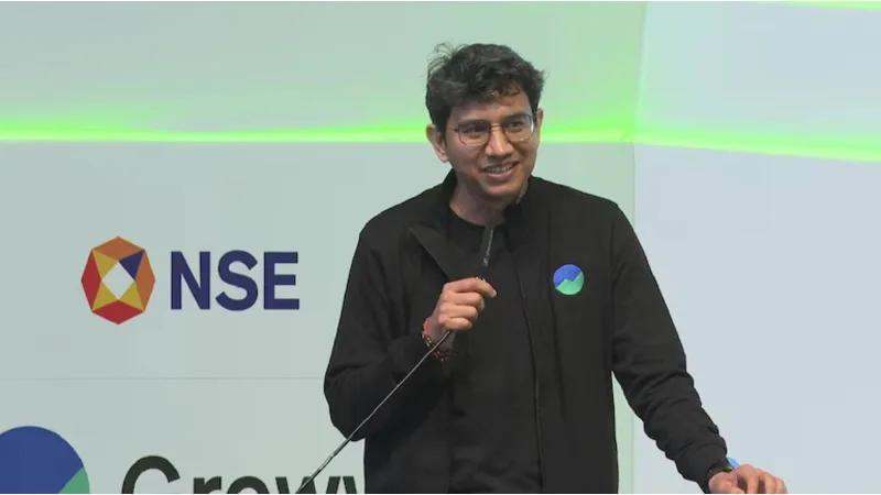 من قرية نائية إلى نادي المليار.. صعود غامض يهز عالم الاستثمار