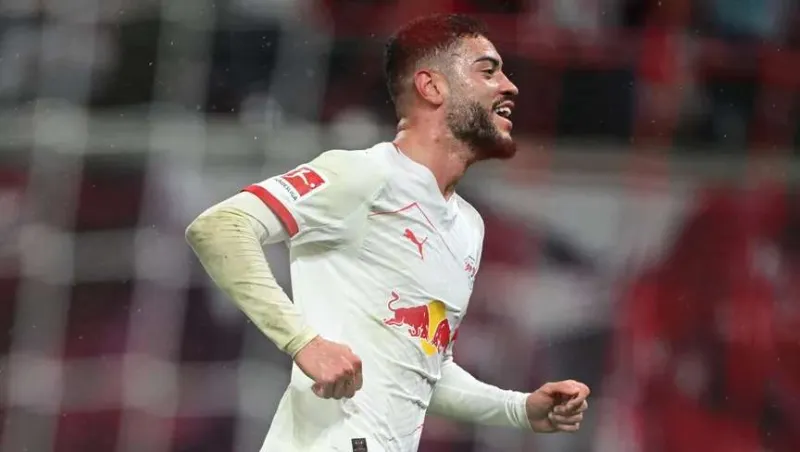 لايبزيغ يهزم شتوتغارت بثلاثية ويصعد لوصافة الدوري الألماني.. شاهد 