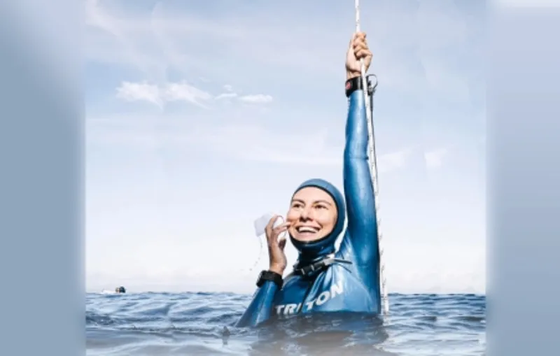 فيديو يذهل العالم.. غوص حر يصل إلى 86 مترًا دون استخدام الزعانف