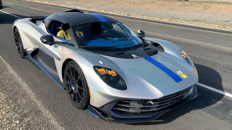 حادثة نادرة: توقيف نموذج أستون مارتن فالهالا أثناء اختبارات الطريق في يوتا