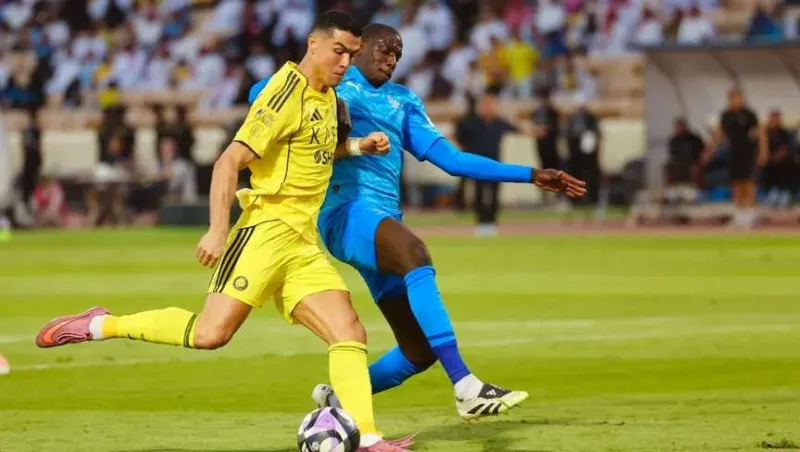 المئوية التاريخية.. رونالدو يسجل الهدف رقم 953 ويقود النصر لتخطي نيوم بثلاثية (فيديو) 