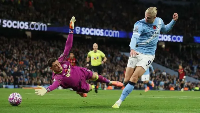 مانشستر سيتي يسقط بورنموث بثلاثية ويستعيد وصافة الدوري الإنجليزي (فيديو)
