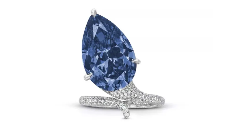 ألماسة ميلون الزرقاء تسجل ثالث أعلى سعر في مزاد كريستيز بجنيف