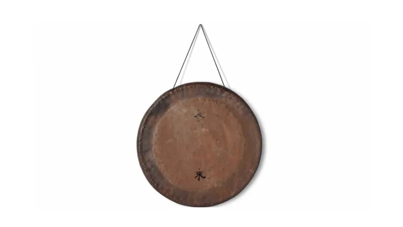 جرس أسطوري من حقبة الروك.. قطعة من ليد زيبلين تُباع بسعر مفاجئ