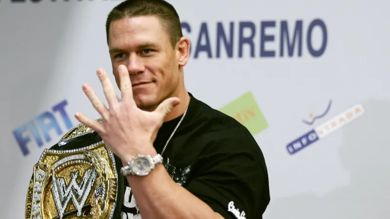 نهاية أسطورية.. ماذا حدث لجون سينا أثناء وداعه WWE؟ (فيديو)