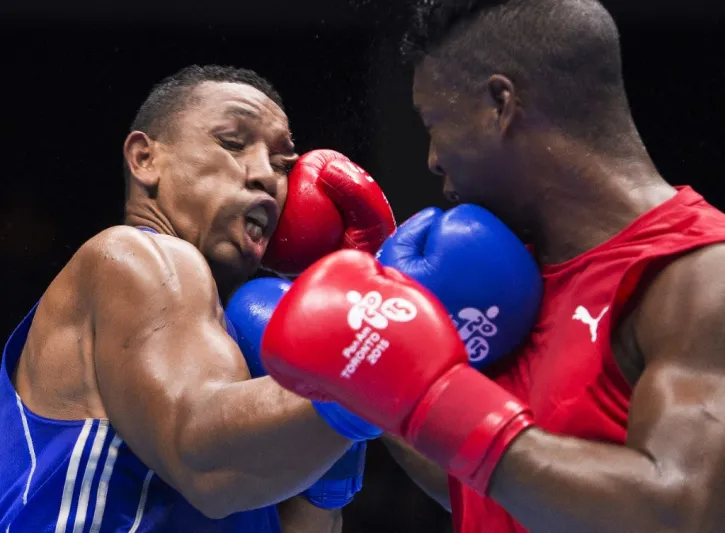 في نزال من عشر جولات.. لينيير بيرو يؤكد هيمنته على الوزن الثقيل بفوز مستحق (فيديو)