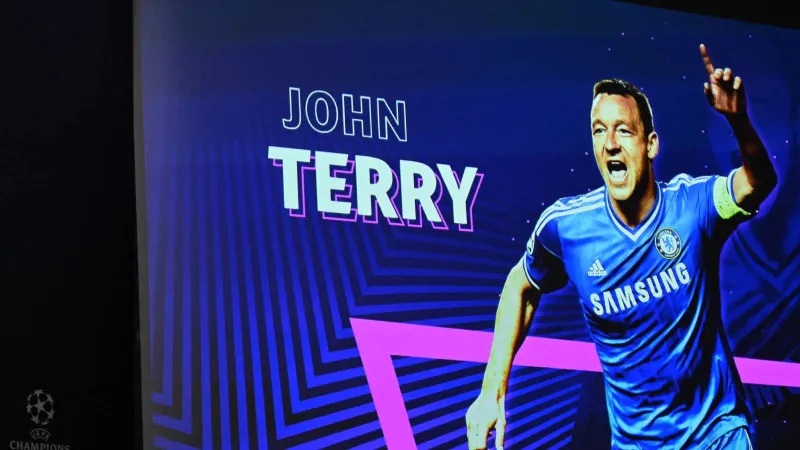 نجوم يطالبون بالإفراج عن تشارلز برونسون.. ما قصة أخطر سجين في بريطانيا؟