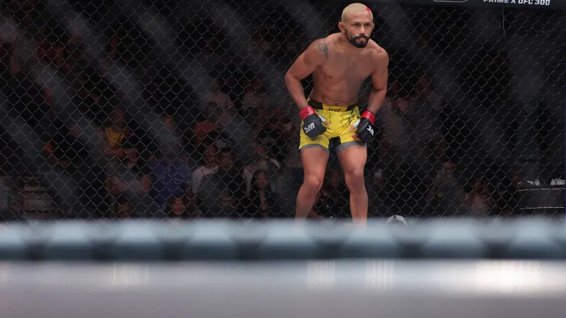 نجم UFC ديفيسون فيغيريدو ينجو من حادث مروع في البرازيل (فيديو)