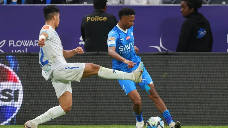 تاريخ مواجهات الهلال والفتح.. الأرقام تميل للزعيم قبل قمة الجولة التاسعة